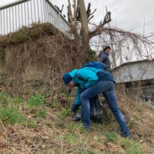 Probíhající úklid